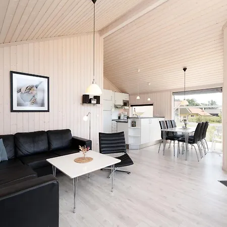 Kuestenkomfort-retreat Fuer 6 Personen Großenbrode